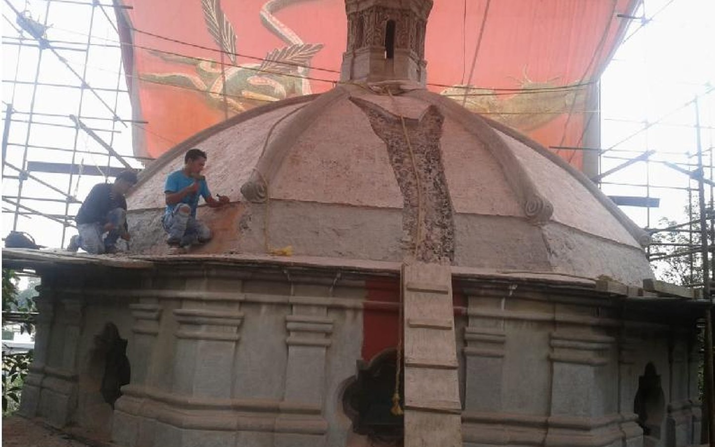 Reforzamiento estructural en Plaza La Conchita